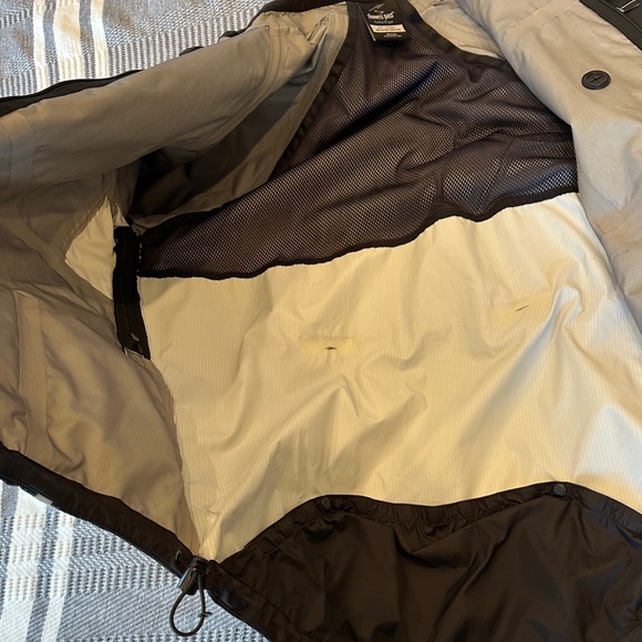 Men's Black Performance Jacket by Showers Pass - Picture 11 of 12